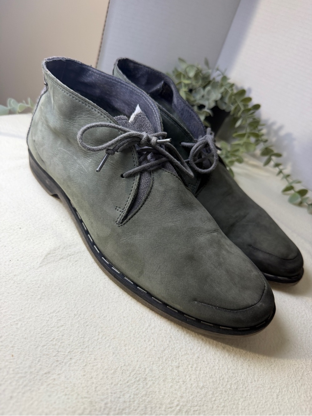 DIESEL Men’s Leather Chukka Ankle Boots Gray Green EU 43